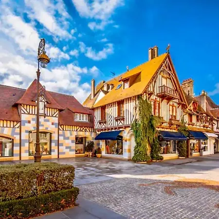 L'Ancre Rouge Deauville Exterior photo
